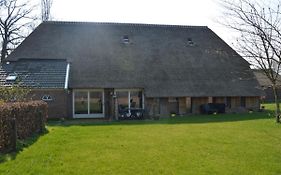 Staying In A Thatched Barn With Box Bed Beautiful View Region Achterhoek