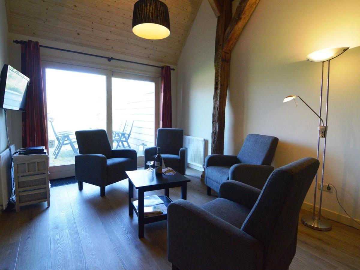 Staying In A Thatched Barn With Box Bed Beautiful View Region Achterhoek Geesteren  Buitenkant foto